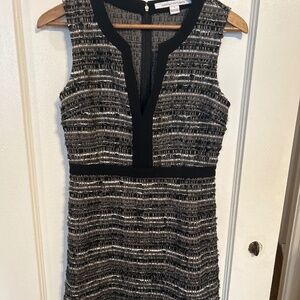 Diane Von Furstenberg tweed mini dress SZ 6